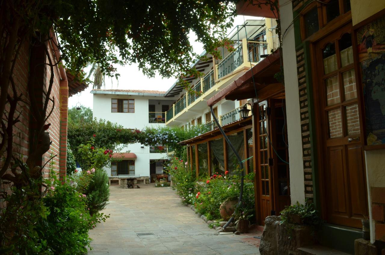 Hostal Pachamama ซูเกร ภายนอก รูปภาพ
